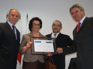 Destaque Político 2011 - Jaiminho é homenageado em solenidade na Fiemg Centro-Oeste em Divinópolis jarime martins - destaque divinews